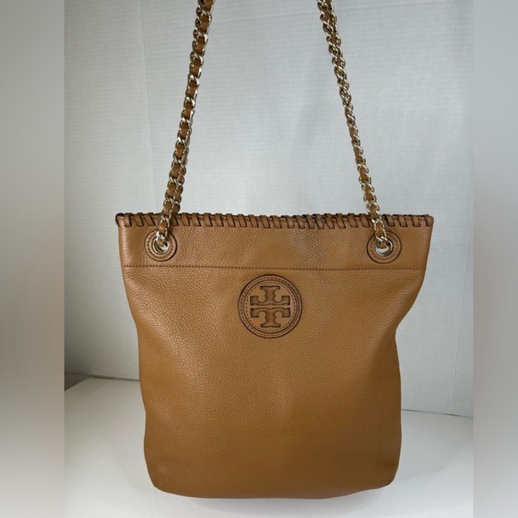 Tory Burch Handbags - Tory Burch Marion Swingpack Leather Bag whipped stitch chain TB Dust bag  EUC